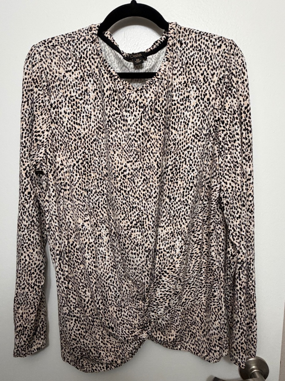 Dalia long sleeve animal print top - Size XL